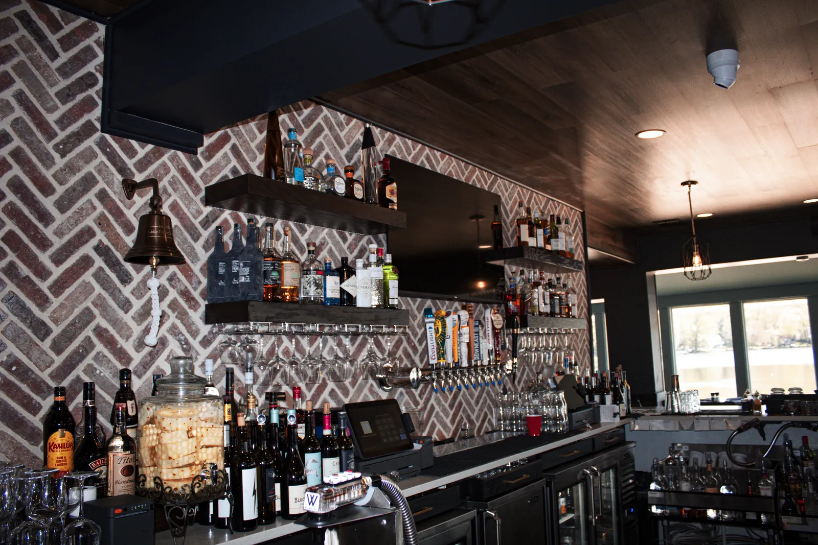 The bar, side angle