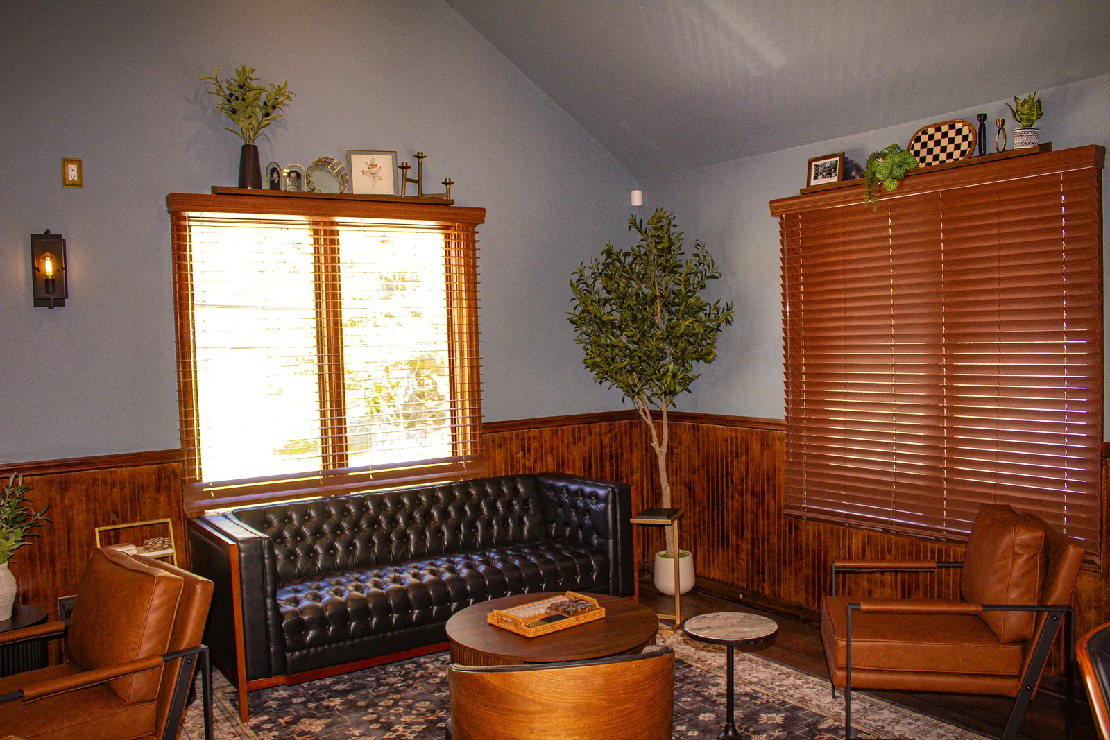 Upstairs lounge seating